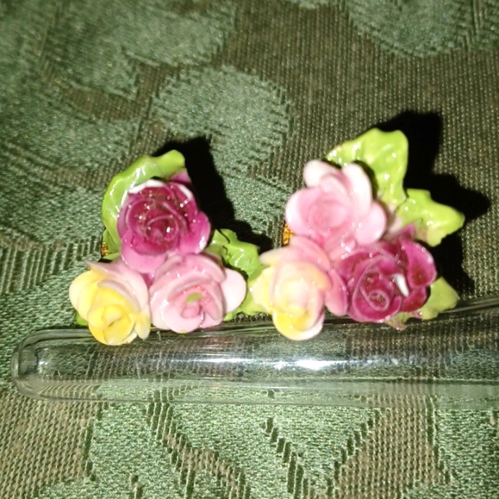 6 Vintage Screw Back Earrings